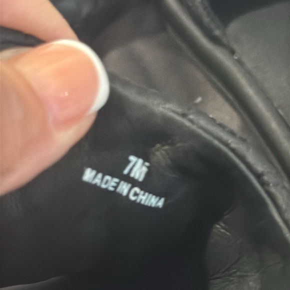 Natori Radial Slide Sandal. Ladies 7 - Picture 11 of 13